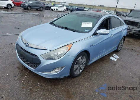 2015 Hyundai Sonata Hybrid Limited z USA, uszkodzony, nr VIN KMHEC4A42FA123755